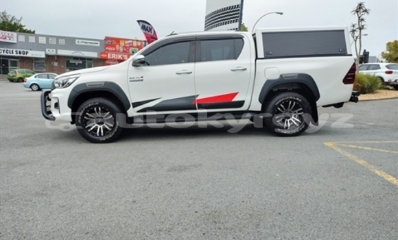 Buy Used Toyota Hilux White Car in Bishkek in Bishkek Buy Used Toyota Hilux White Car in Bishkek in Bishkek