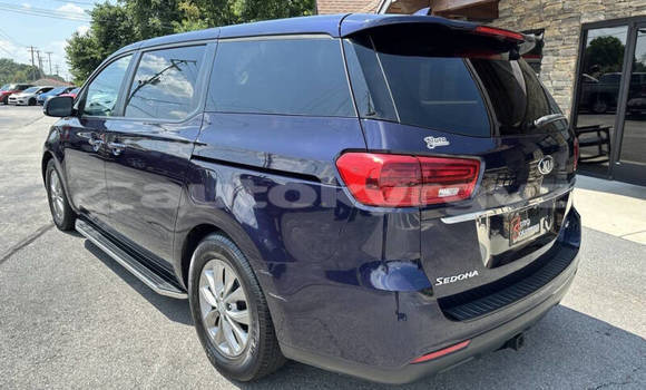 Buy Used Kia Sedona Blue Car in Bishkek in Bishkek Buy Used Kia Sedona Blue Car in Bishkek in Bishkek