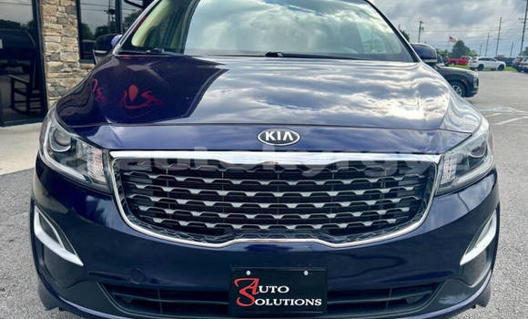 Buy Used Kia Sedona Blue Car in Bishkek in Bishkek Buy Used Kia Sedona Blue Car in Bishkek in Bishkek