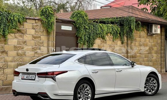 Buy Used Lexus IS White Car in Ak–Terek in Issyk-Kul Buy Used Lexus IS White Car in Ak–Terek in Issyk-Kul