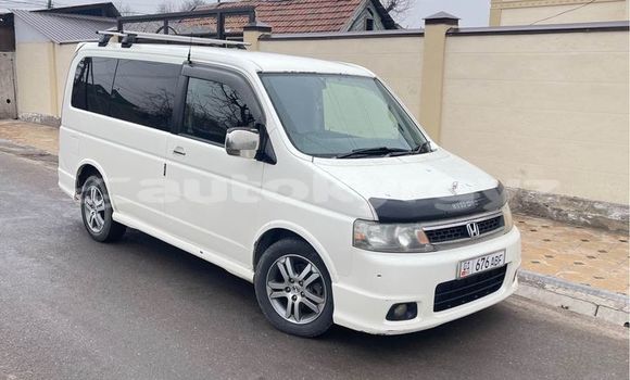 Buy Used Honda Stepwgn White Car in Ananyevo in Issyk-Kul