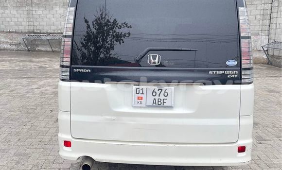 Buy Used Honda Stepwgn White Car in Ananyevo in Issyk-Kul Buy Used Honda Stepwgn White Car in Ananyevo in Issyk-Kul