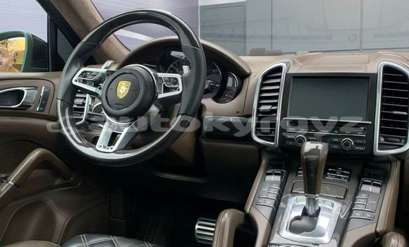 Buy Used Porsche Cayenne Green Car in Ananyevo in Issyk-Kul Buy Used Porsche Cayenne Green Car in Ananyevo in Issyk-Kul