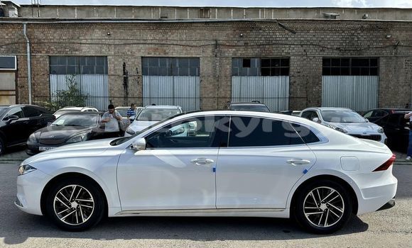 Buy Used Hyundai Grandeur White Car in Ala Buka in Jalal-Abad Buy Used Hyundai Grandeur White Car in Ala Buka in Jalal-Abad