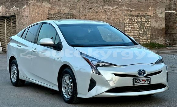 Buy Used Toyota Prius White Car in Ananyevo in Issyk-Kul