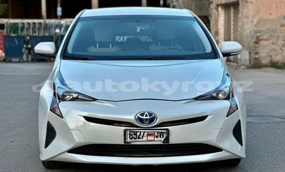 Buy Used Toyota Prius White Car in Ananyevo in Issyk-Kul Buy Used Toyota Prius White Car in Ananyevo in Issyk-Kul