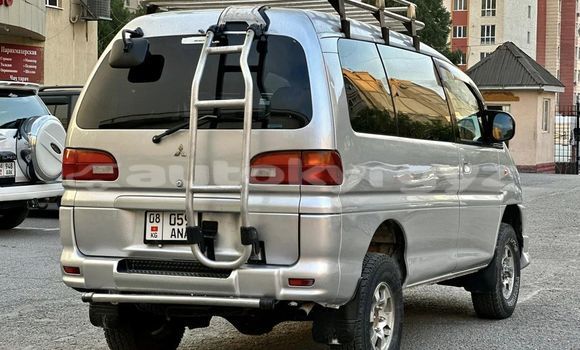 Buy Used Mitsubishi Delica Other Car in Ananyevo in Issyk-Kul Buy Used Mitsubishi Delica Other Car in Ananyevo in Issyk-Kul