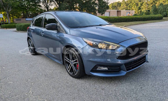 Buy Used Ford Focus Blue Car in Bishkek in Bishkek