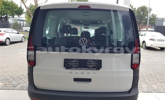 Buy Used Volkswagen Caddy White Car in Bishkek in Bishkek Buy Used Volkswagen Caddy White Car in Bishkek in Bishkek
