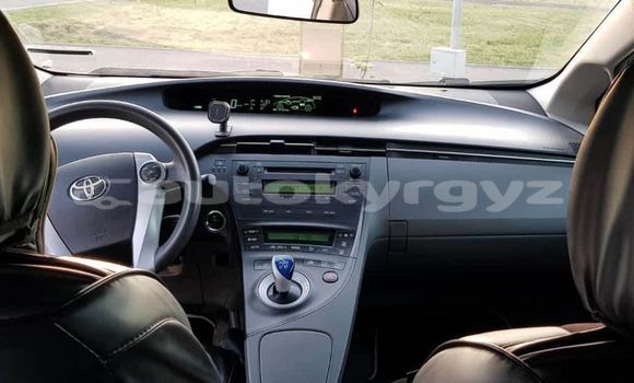 Buy Used Toyota Prius White Car in Ananyevo in Issyk-Kul Buy Used Toyota Prius White Car in Ananyevo in Issyk-Kul
