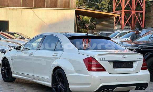 Buy Used Mercedes-Benz 250 White Car in Ala Buka in Jalal-Abad Buy Used Mercedes-Benz 250 White Car in Ala Buka in Jalal-Abad