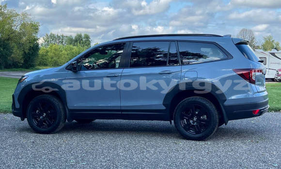 Buy Used Honda Pilot Other Car in Bishkek in Bishkek Buy Used Honda Pilot Other Car in Bishkek in Bishkek