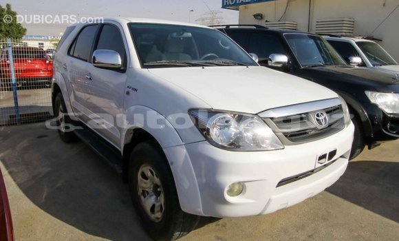 Buy Import Toyota Fortuner White Car in Import - Dubai in Batken Buy Import Toyota Fortuner White Car in Import - Dubai in Batken