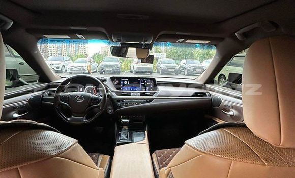 Buy Used Lexus ES Black Car in Balykchy in Issyk-Kul Buy Used Lexus ES Black Car in Balykchy in Issyk-Kul