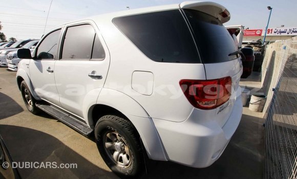 Buy Import Toyota Fortuner White Car in Import - Dubai in Batken Buy Import Toyota Fortuner White Car in Import - Dubai in Batken