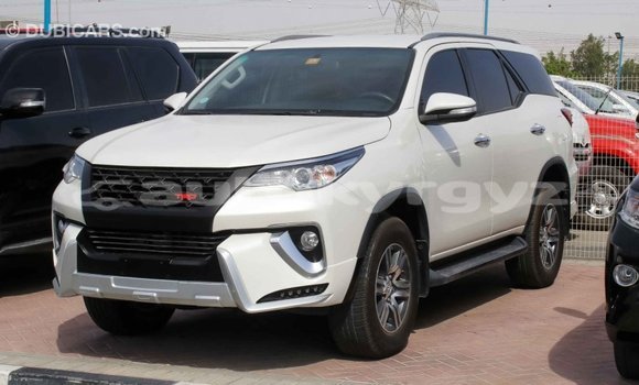Buy Import Toyota Fortuner White Car in Import - Dubai in Batken Buy Import Toyota Fortuner White Car in Import - Dubai in Batken