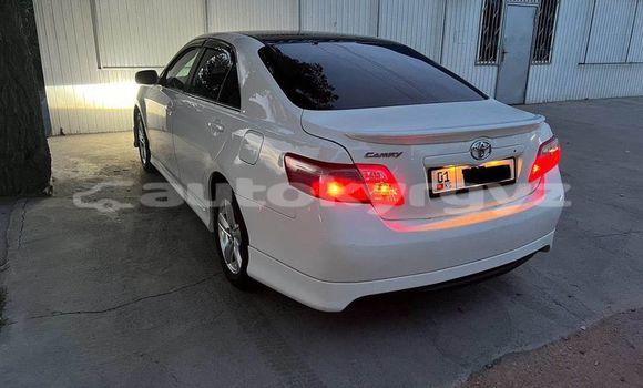 Buy Used Toyota Camry White Car in Balykchy in Issyk-Kul Buy Used Toyota Camry White Car in Balykchy in Issyk-Kul