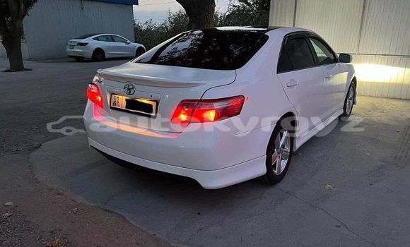 Buy Used Toyota Camry White Car in Balykchy in Issyk-Kul Buy Used Toyota Camry White Car in Balykchy in Issyk-Kul
