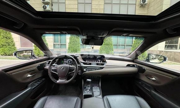 Buy Used Lexus ES White Car in At–Bashi in Naryn Buy Used Lexus ES White Car in At–Bashi in Naryn