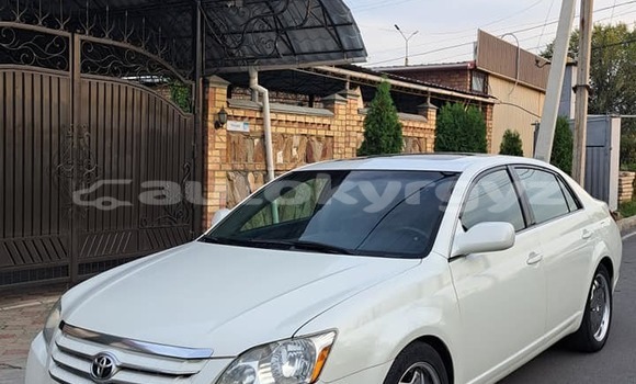 Buy Used Toyota Avalon White Car in At–Bashi in Naryn Buy Used Toyota Avalon White Car in At–Bashi in Naryn