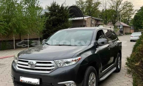 Buy Used Toyota Highlander Other Car in Balykchy in Issyk-Kul Buy Used Toyota Highlander Other Car in Balykchy in Issyk-Kul