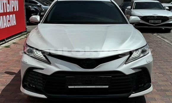 Buy Used Toyota Camry White Car in At–Bashi in Naryn Buy Used Toyota Camry White Car in At–Bashi in Naryn