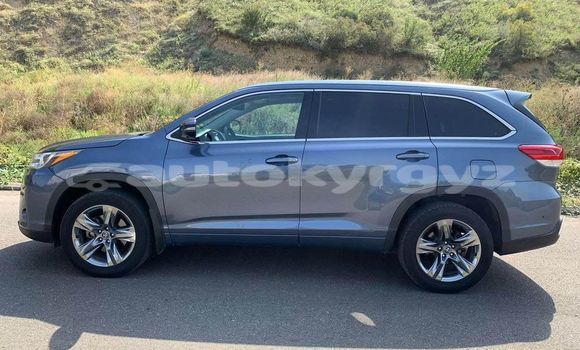 Buy Used Toyota Highlander Other Car in Balykchy in Issyk-Kul Buy Used Toyota Highlander Other Car in Balykchy in Issyk-Kul