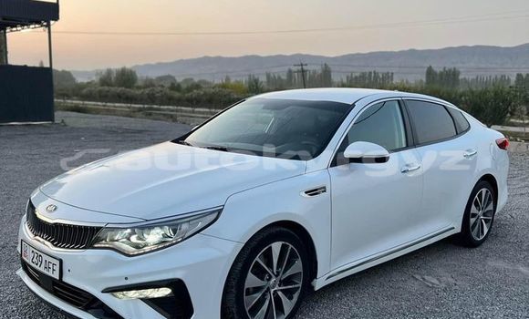 Buy Used Kia K5 White Car in Barskoon in Issyk-Kul Buy Used Kia K5 White Car in Barskoon in Issyk-Kul