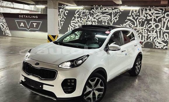 Buy Used Kia Sportage White Car in Balykchy in Issyk-Kul