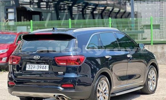 Buy Used Kia Sorento Black Car in Balykchy in Issyk-Kul Buy Used Kia Sorento Black Car in Balykchy in Issyk-Kul