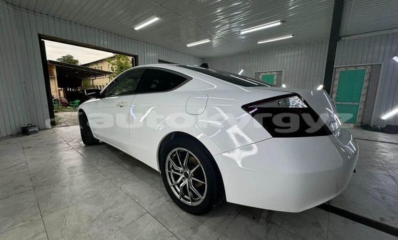 Buy Used Honda Accord White Car in Barskoon in Issyk-Kul Buy Used Honda Accord White Car in Barskoon in Issyk-Kul