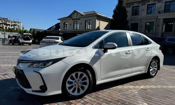 Buy Used Toyota Corolla White Car in Ananyevo in Issyk-Kul Buy Used Toyota Corolla White Car in Ananyevo in Issyk-Kul