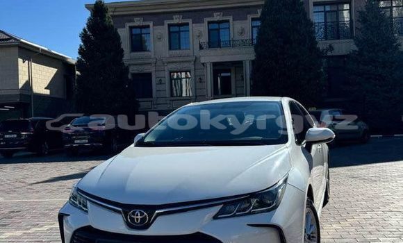 Buy Used Toyota Corolla White Car in Ananyevo in Issyk-Kul Buy Used Toyota Corolla White Car in Ananyevo in Issyk-Kul