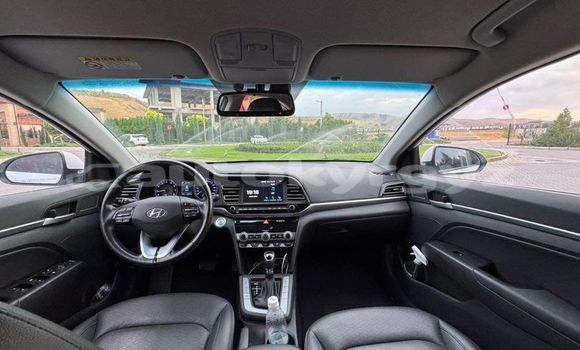 Buy Used Hyundai Avante White Car in Balykchy in Issyk-Kul Buy Used Hyundai Avante White Car in Balykchy in Issyk-Kul