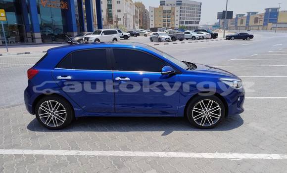 Buy Used Kia Rio Blue Car in Bishkek in Bishkek Buy Used Kia Rio Blue Car in Bishkek in Bishkek