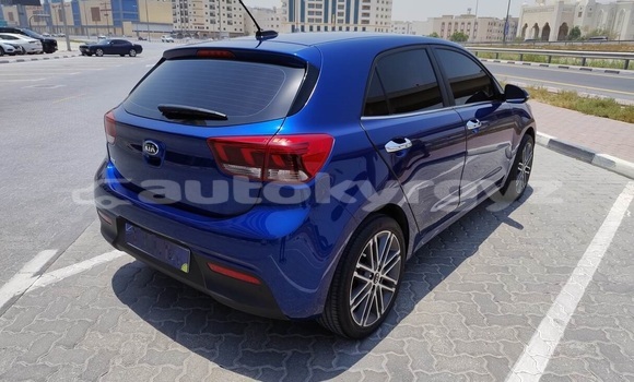 Buy Used Kia Rio Blue Car in Bishkek in Bishkek Buy Used Kia Rio Blue Car in Bishkek in Bishkek