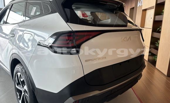 Buy New Kia Sportage White Car in Bishkek in Bishkek Buy New Kia Sportage White Car in Bishkek in Bishkek