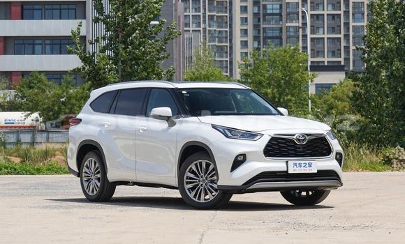 Buy New Toyota Highlander White Car in Bishkek in Bishkek Buy New Toyota Highlander White Car in Bishkek in Bishkek