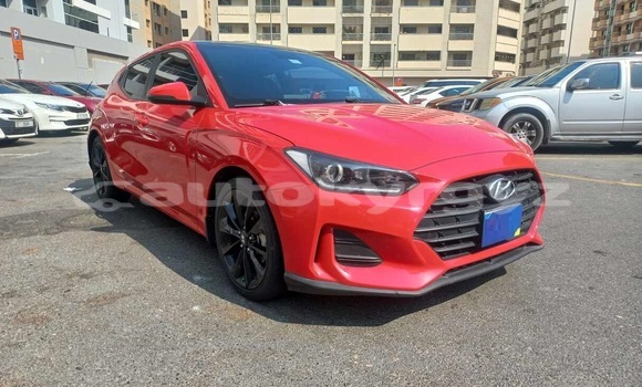 Buy Used Hyundai Veloster Red Car in Bishkek in Bishkek Buy Used Hyundai Veloster Red Car in Bishkek in Bishkek