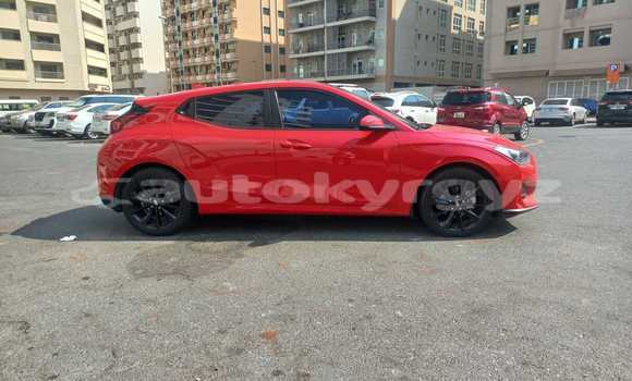 Buy Used Hyundai Veloster Red Car in Bishkek in Bishkek Buy Used Hyundai Veloster Red Car in Bishkek in Bishkek
