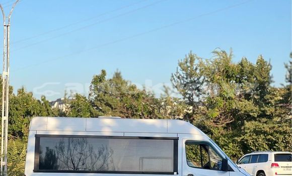 Buy Used Mercedes-Benz Maybach S-klasse White Car in Ananyevo in Issyk-Kul Buy Used Mercedes-Benz Maybach S-klasse White Car in Ananyevo in Issyk-Kul