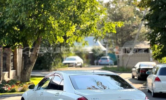 Buy Used Mercedes-Benz W123 White Car in Ananyevo in Issyk-Kul Buy Used Mercedes-Benz W123 White Car in Ananyevo in Issyk-Kul