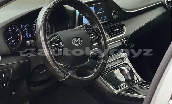 Buy Used Hyundai Centennial White Car in Ananyevo in Issyk-Kul Buy Used Hyundai Centennial White Car in Ananyevo in Issyk-Kul