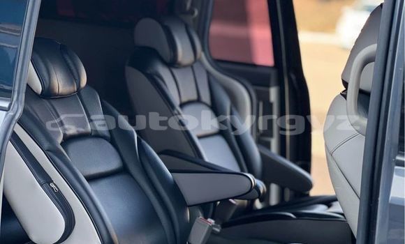 Buy Used Kia Carnival Black Car in Balykchy in Issyk-Kul Buy Used Kia Carnival Black Car in Balykchy in Issyk-Kul