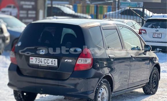Buy Used Honda FIT Black Car in Barskoon in Issyk-Kul Buy Used Honda FIT Black Car in Barskoon in Issyk-Kul