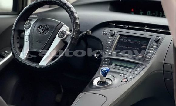 Buy Used Toyota Prius White Car in Ananyevo in Issyk-Kul Buy Used Toyota Prius White Car in Ananyevo in Issyk-Kul