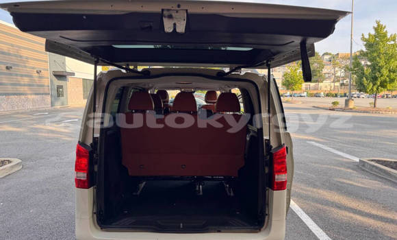 Buy Used Mercedes-Benz Vito White Car in Bishkek in Bishkek Buy Used Mercedes-Benz Vito White Car in Bishkek in Bishkek
