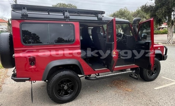 Buy Used Land Rover Defender Red Car in Barskoon in Issyk-Kul Buy Used Land Rover Defender Red Car in Barskoon in Issyk-Kul