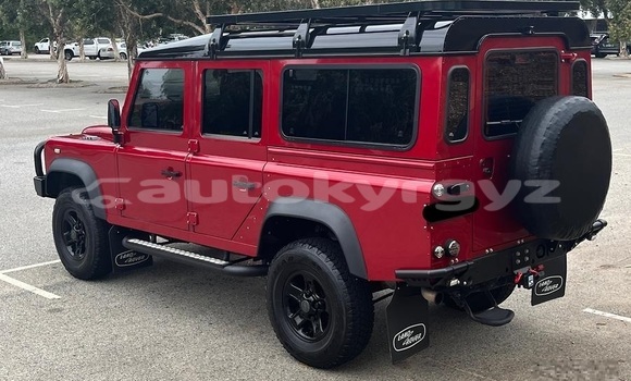 Buy Used Land Rover Defender Red Car in Barskoon in Issyk-Kul Buy Used Land Rover Defender Red Car in Barskoon in Issyk-Kul