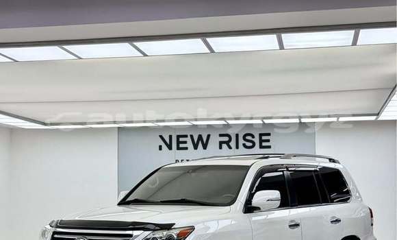 Buy Used Lexus LX White Car in Bishkek in Bishkek Buy Used Lexus LX White Car in Bishkek in Bishkek